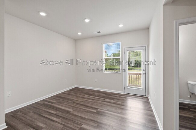 Building Photo - 1035 Shoreside Dr
