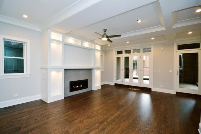 Primary Photo - 4 bedroom in Chicago IL 60640