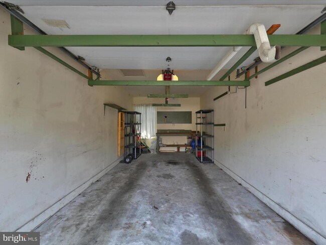 Building Photo - 24345 Widgeon Pl