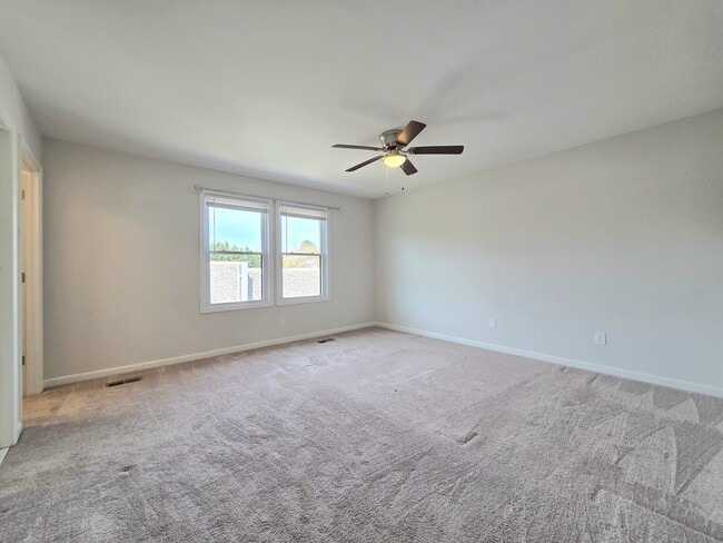 Building Photo - 10810 Norman Ave