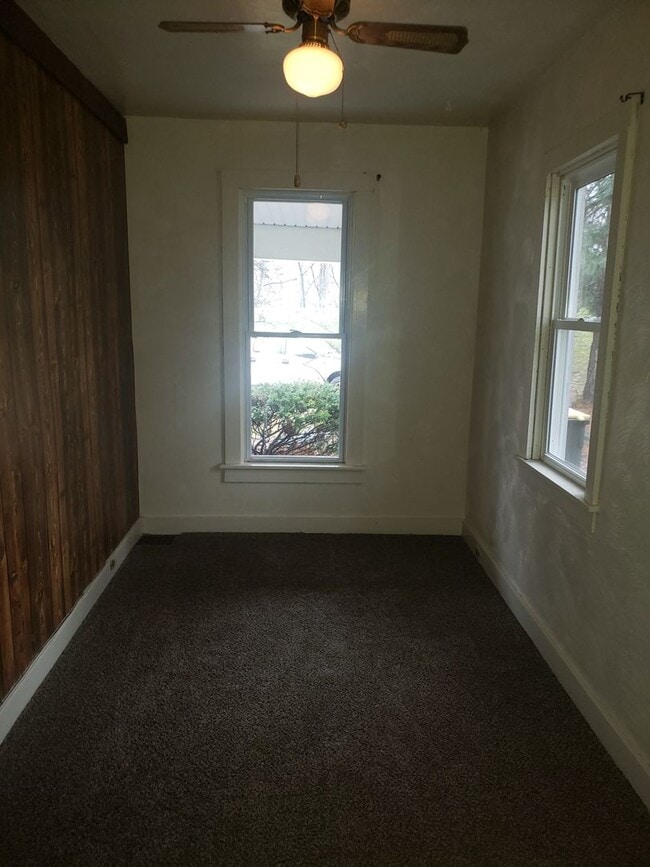 Building Photo - 2 BR House near Main Street Corridor