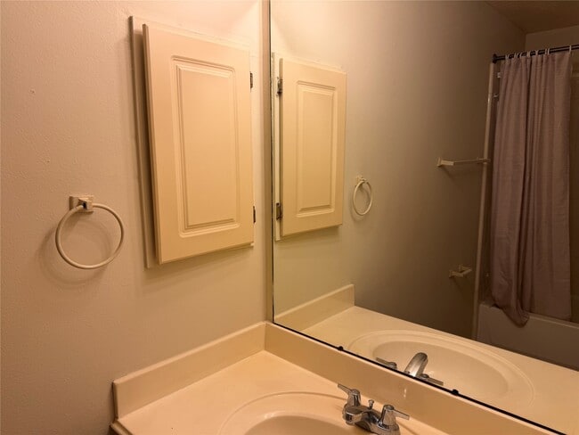 Building Photo - 4738 Stoney Point Ct