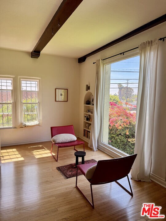 Building Photo - 1362 S Stanley Ave