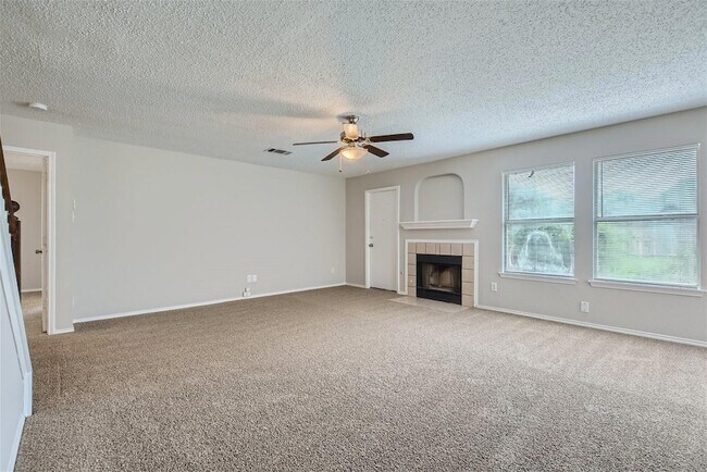 Building Photo - 123 Southampton Dr