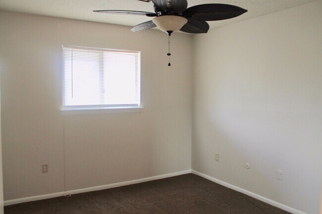 Building Photo - For Rent! Right on the Lynnhaven Inlet!