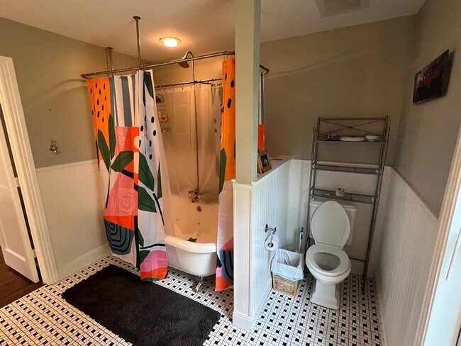 Building Photo - 1314 Arcadia Ave