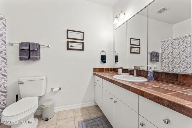 Building Photo - 343 E Church St