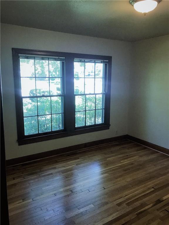 Building Photo - 1501 W 40th St