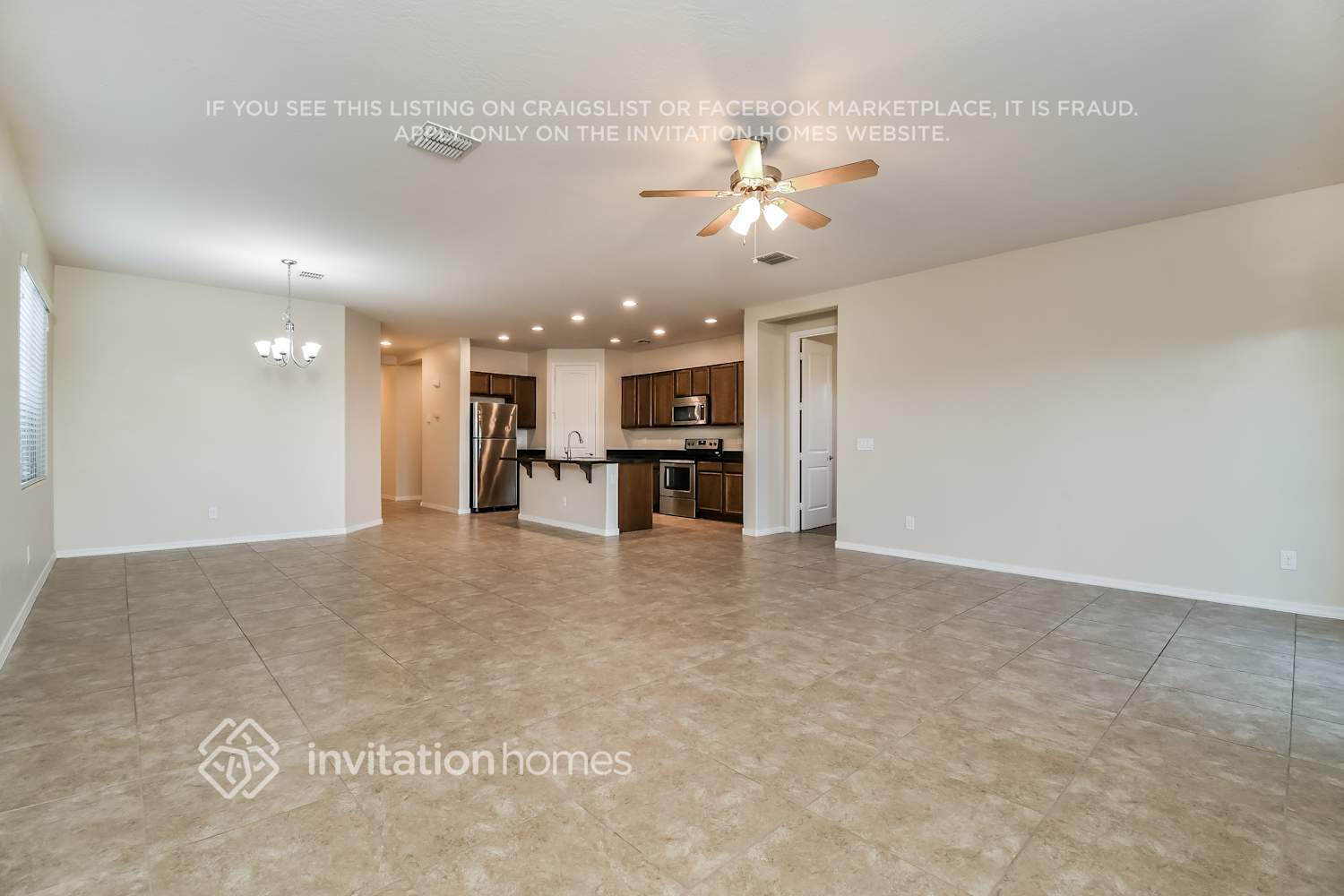 Building Photo - 4962 E Alamo St