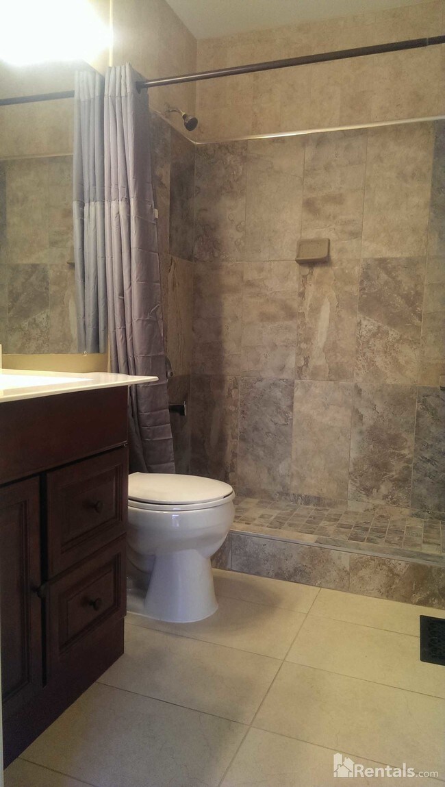 Bathroom - 7463 Grant Cir