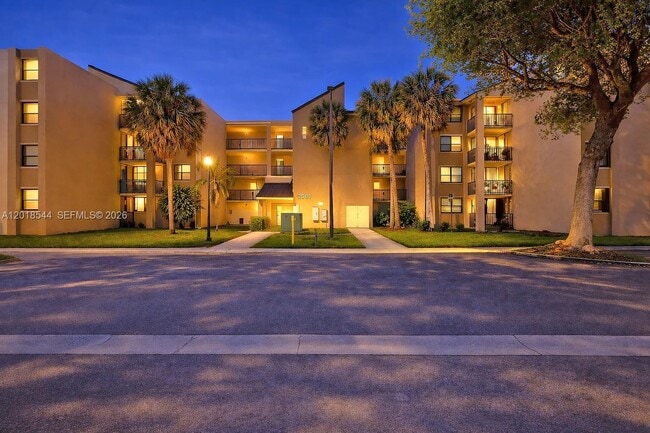Building Photo - 3581 SW 117th Ave
