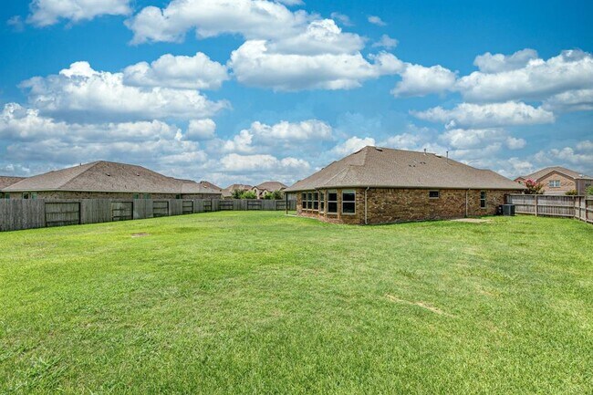 Building Photo - 10907 Birchwood Knl Ct