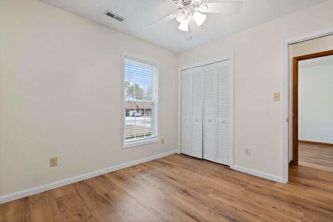 Building Photo - 617 Fitzgerald Dr