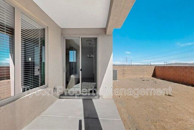 Building Photo - 6618 Sydney Drive NE