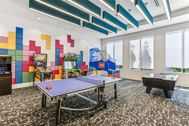 Building Photo - 8525 Crystal Downs Ave