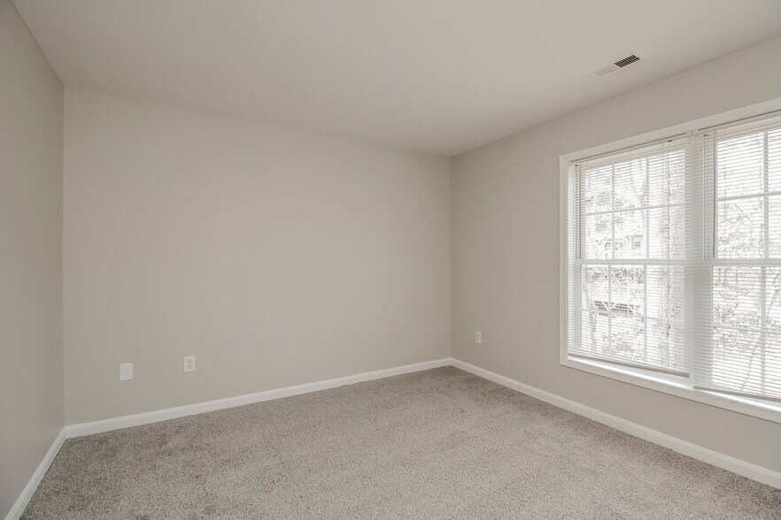 Building Photo - 6803 Campbell Burn Ct