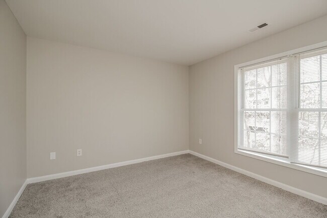 Building Photo - 6803 Campbell Burn Ct