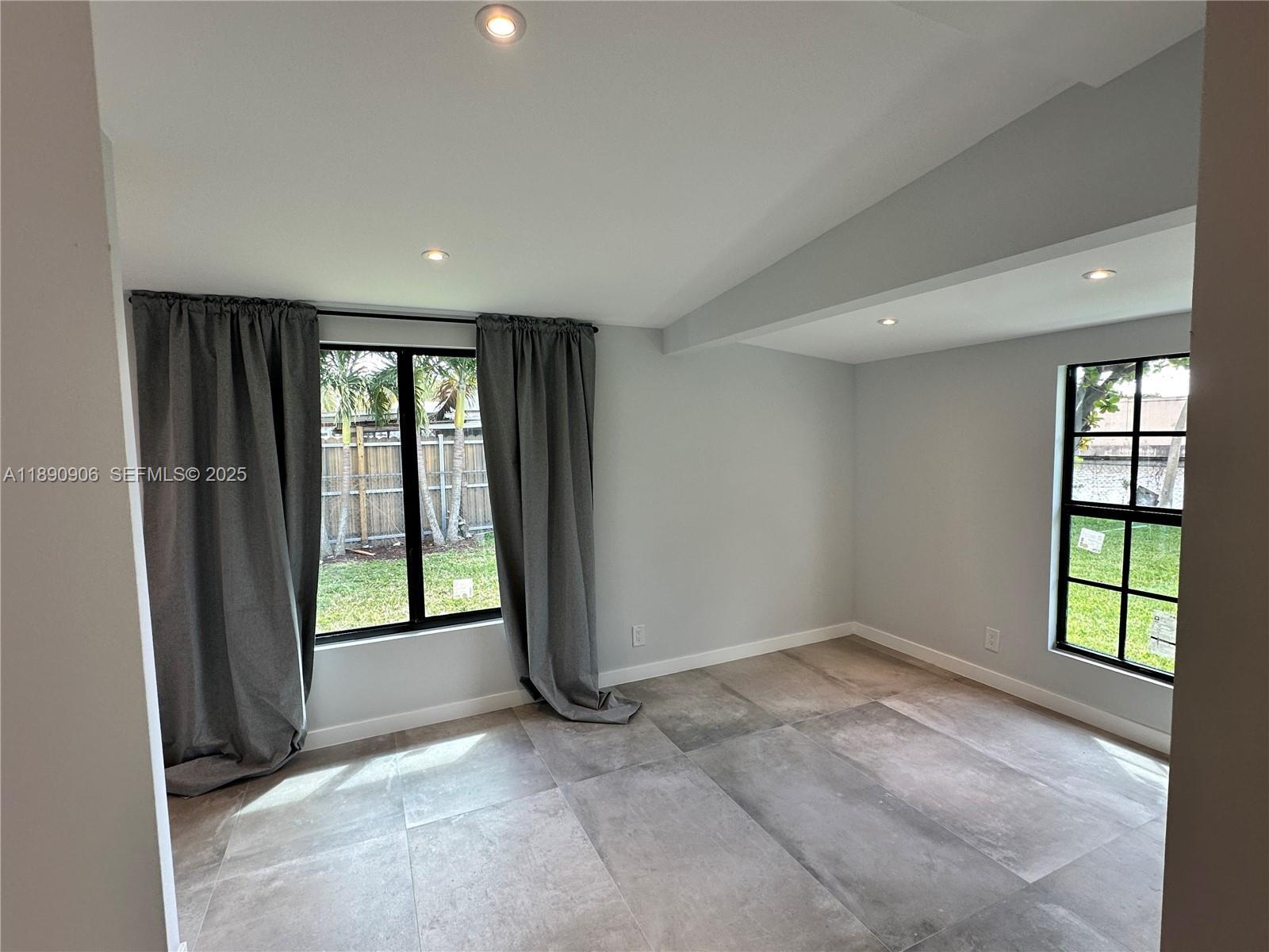 Building Photo - 1436 SW 76th Ct