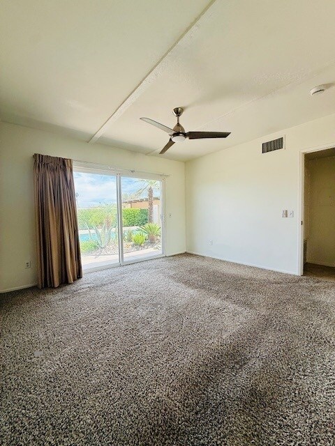 Building Photo - 39921 Estates Rd