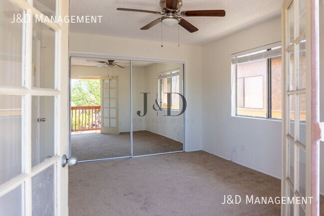 Building Photo - 4077 Utah St