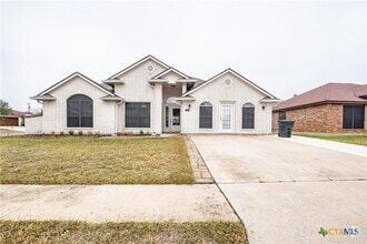 Building Photo - 1802 Lava Ln