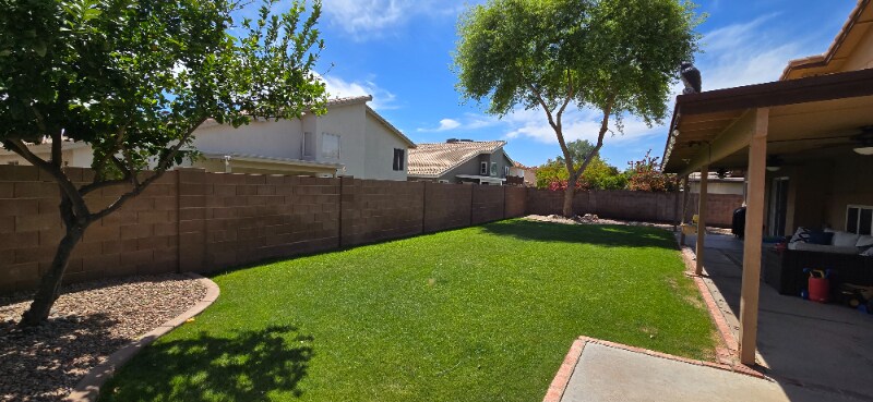 Building Photo - 2771 W Kent Dr