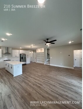 Building Photo - 210 Summer Breeze Dr