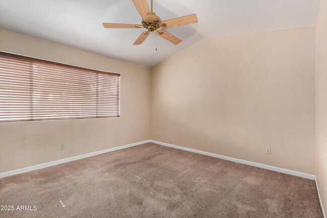 Building Photo - 16021 S Spartan St