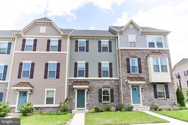 Building Photo - 6063 Piscataway St