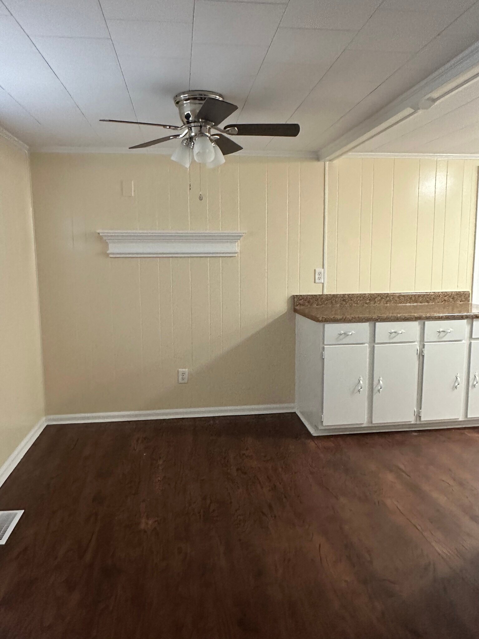 Building Photo - 615A Cassville Rd SE