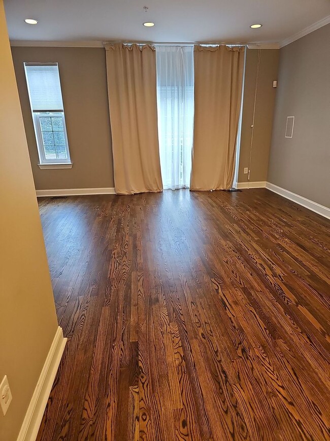 Building Photo - 3212 Toone St