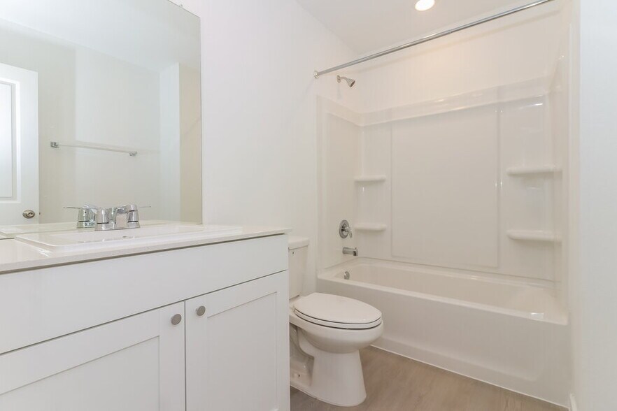 Building Photo - 460 San Miguel Crk Dr