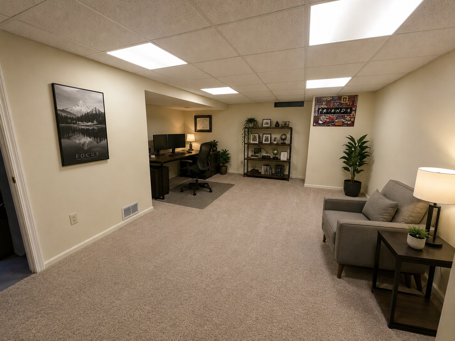 Building Photo - 43584 Yorkville Dr