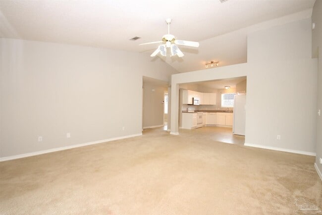 Building Photo - 127 Tobago Ct