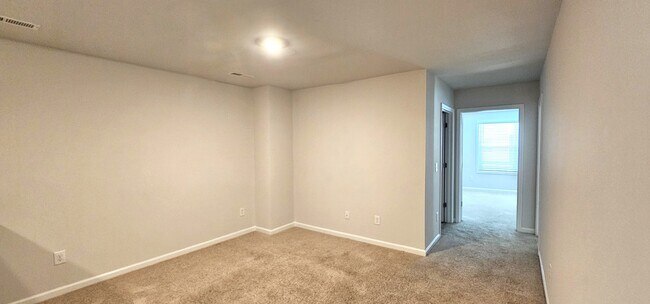 Building Photo - 218 Stamm Dr