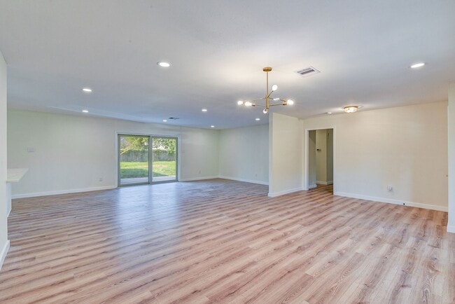 Building Photo - 4303 Osby Dr