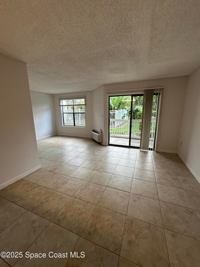 Building Photo - 225 S Tropical Trail