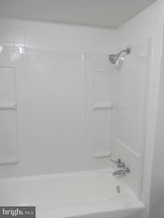 Building Photo - 1213 S 54th St