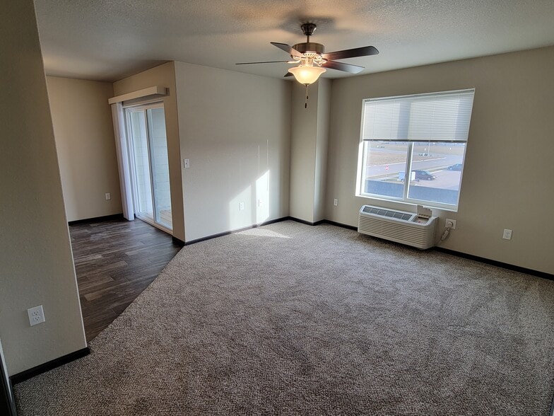 Building Photo - Orchard Meadows