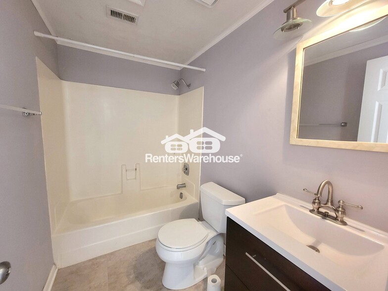 Building Photo - 1050 Piedmont Ave NE