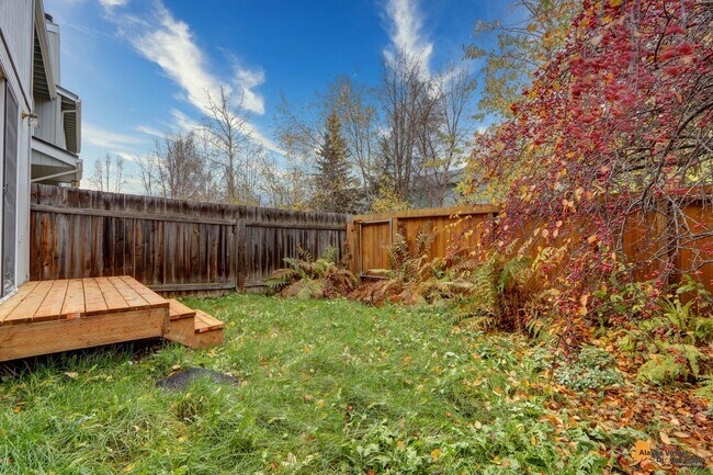 Building Photo - East Anchorage Condo with Fenced in Yard, ...
