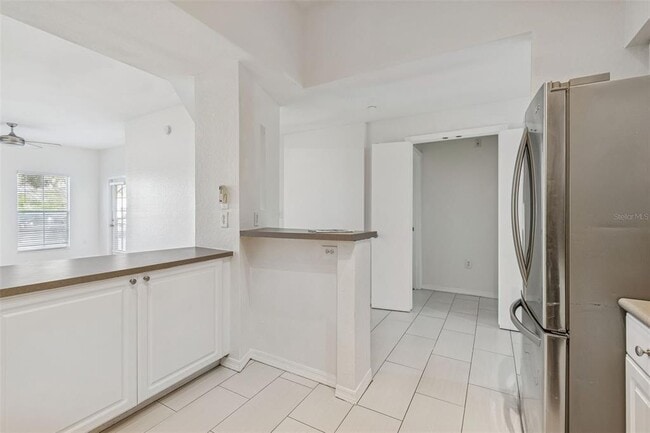 Building Photo - 501 S Moody Ave