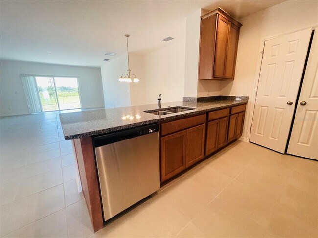 Building Photo - 927 Scrub Oak Hammock Rd