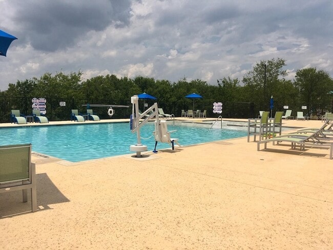 Building Photo - 11482 Misty Ridge Dr