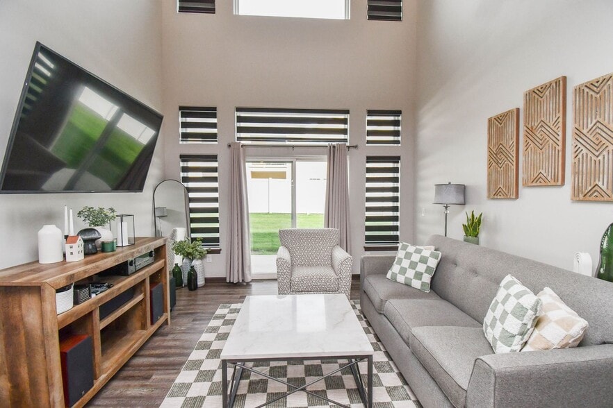 Building Photo - 9064 W Ark Pl