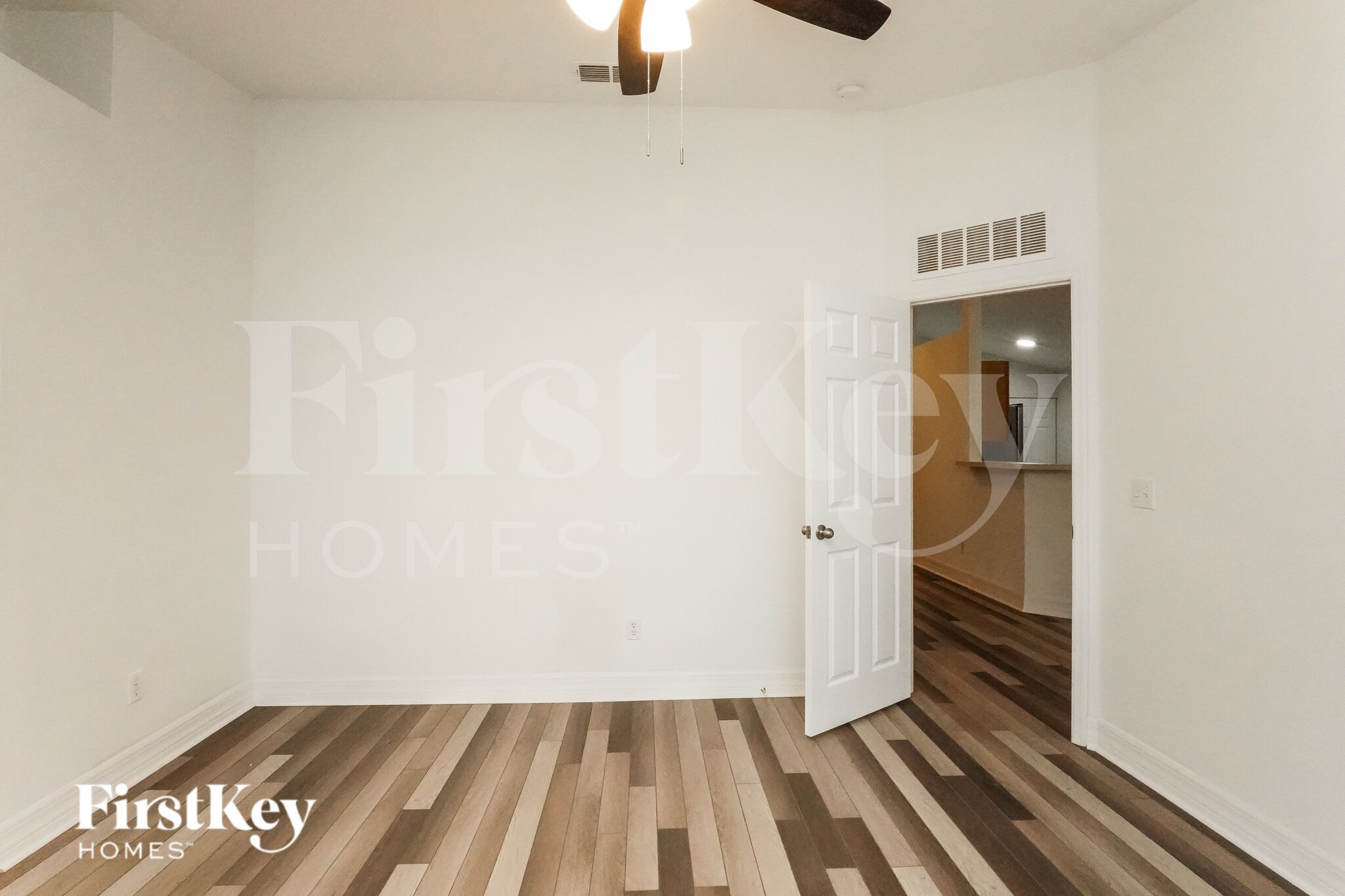 Building Photo - 1019 Susan Dr