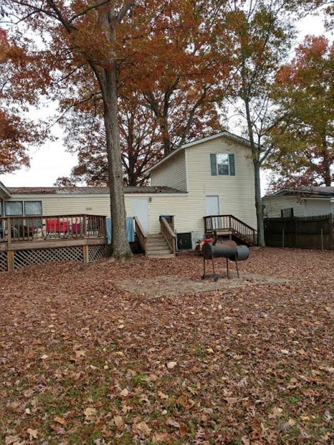 Building Photo - For Rent: Wolfskin Road in Arnoldsville - ...