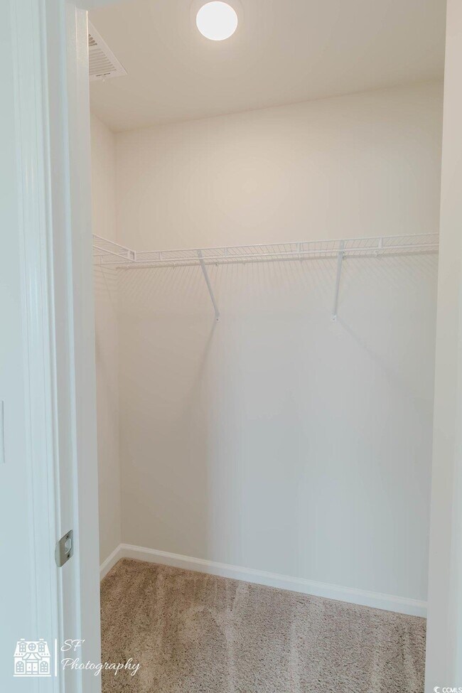 Building Photo - 1863 Villena Dr