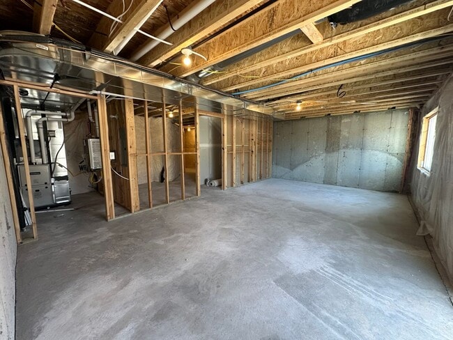 Building Photo - 5228 Acacia Dr