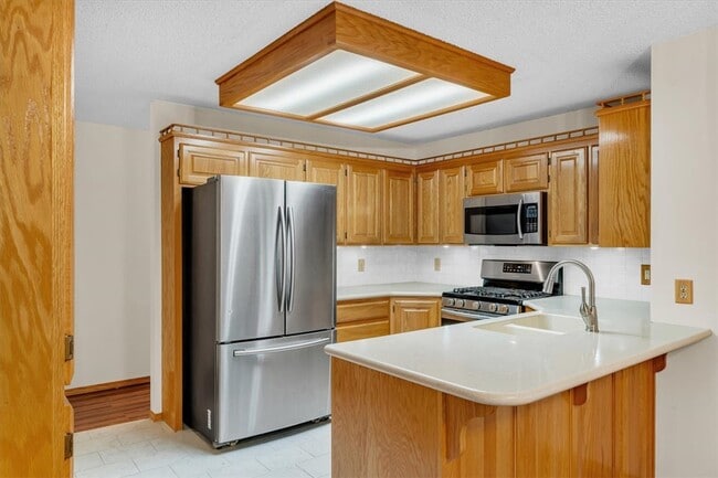 Building Photo - 69 Walney Dr